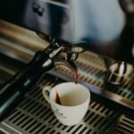 Jaki ekspres do kawy sprawdzi się w małym biurze?