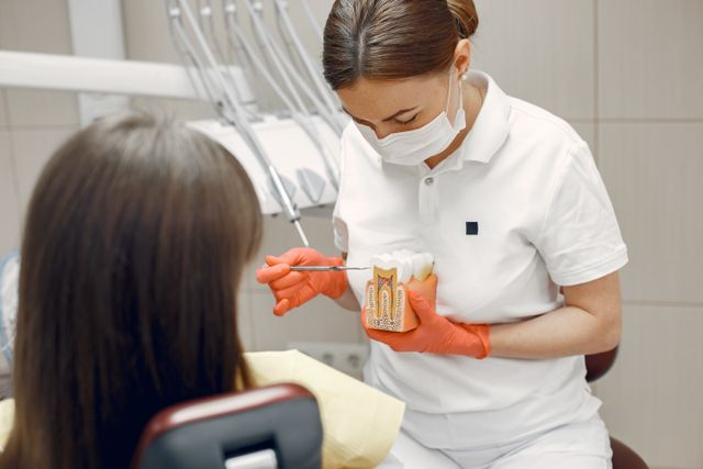 Jak wygląda wszczepienie implantu zęba?