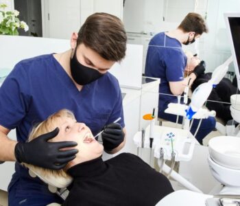 Czy samo podanie znieczulenia u dentysty może być całkowicie bezbolesne?