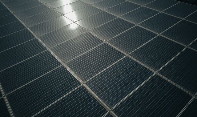 Jak długo magazyn energii może zasilać dom bez prądu z sieci?