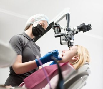 Czy każdy implant zęba wymaga augmentacji kości?
