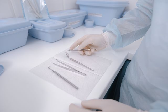 Jakie metody leczenia nadwrażliwości zębów stosuje dentysta?